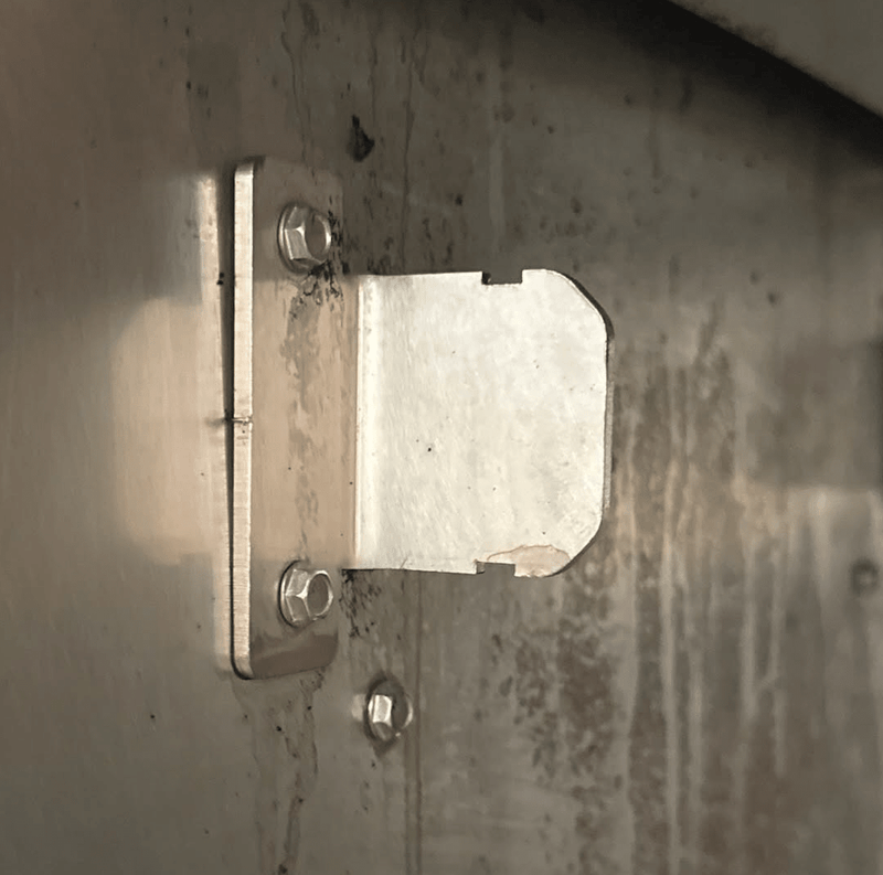 503030 Air Channel Hanger Top