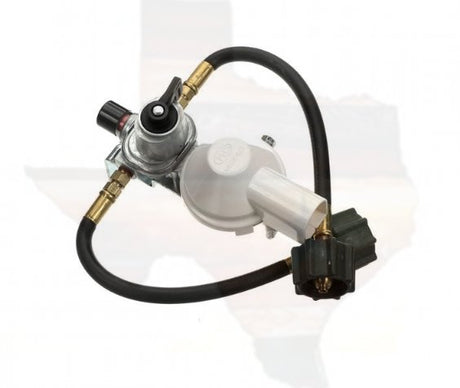 601109 Southern Pride Propane Dual-Tank Regulator w/ Pigtails - Southern Pride of Texas®